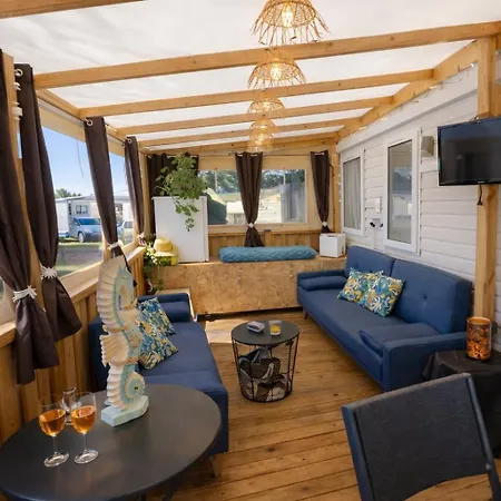Hébergement de vacances Mobilhome Le Doux - La